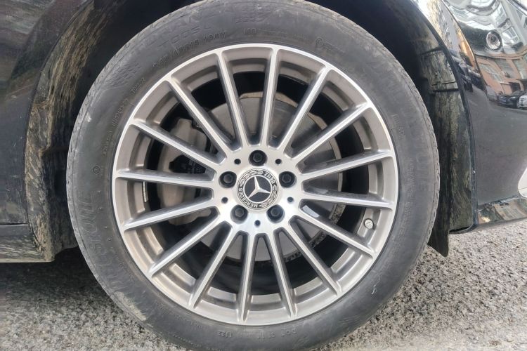 奔驰E级 2022款 改款二 E 260 L车身外观10