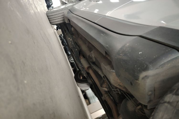 Jeep 指南者 2017款 200T 自动家享版局部细节9002