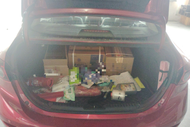 马自达3 昂克赛拉 2016款 三厢 1.5L 手动舒适型局部细节23