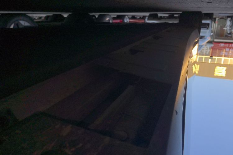 小鹏P7 2023款 586E局部细节9001