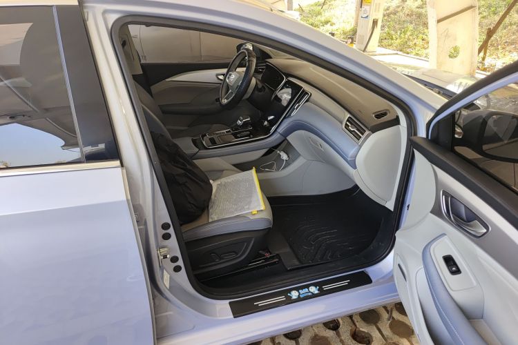 飞凡汽车 飞凡ER6 2021款 新动版 620km 智行版局部细节9005