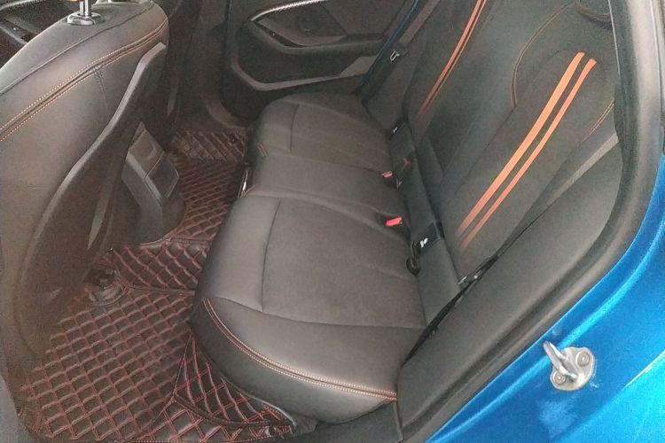 宝马2系(进口) 2021款 225i 四门轿跑车 M运动套装中控内饰21