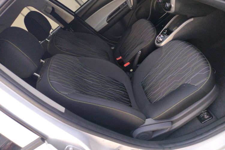 长安欧尚 奔奔E-Star 2021款 国民版 心怡版（快充版）磷酸铁锂（31.18kWh）中控内饰41