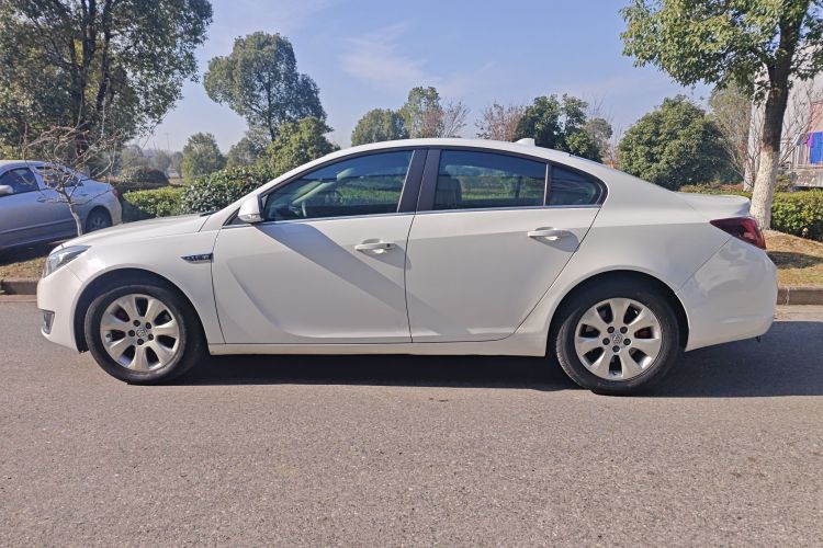 别克 君威 2015款 1.6T 领先技术型车身外观4