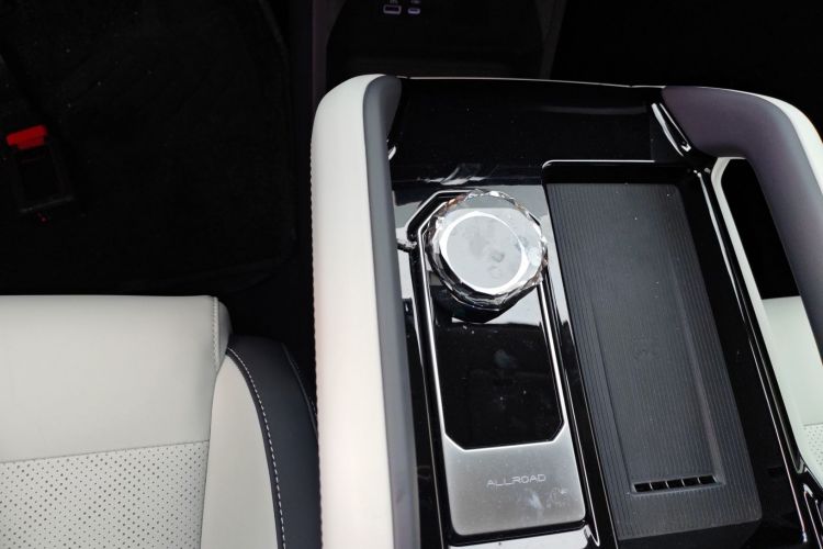 奇瑞iCAR 03 2024款 472km 四驱长续航版中控内饰18