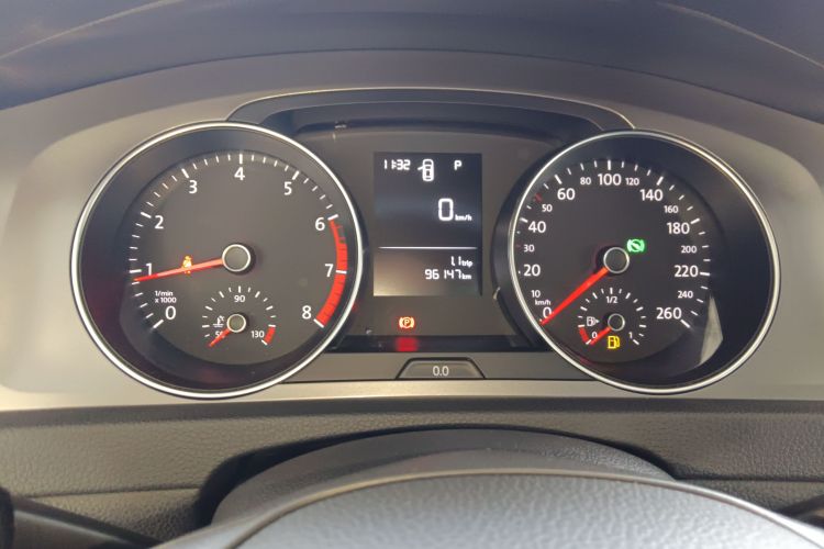 大众 高尔夫 2015款 1.6L 自动时尚型局部细节14