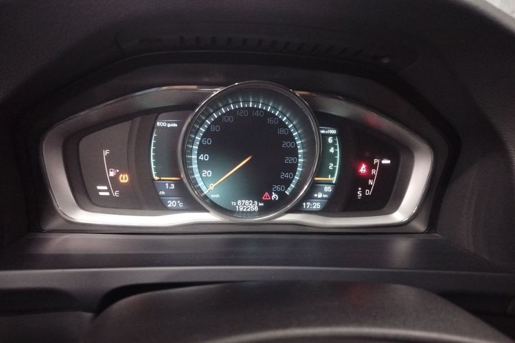 沃尔沃S60(进口) 2014款 T5 智逸版中控内饰14