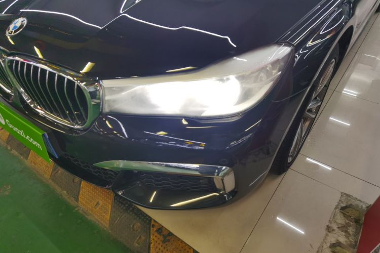 宝马7系 2018款 730Li 领先型 M运动套装局部细节36