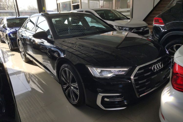 奥迪A6L 2025款 改款 45 TFSI 臻选动感型车身外观6002