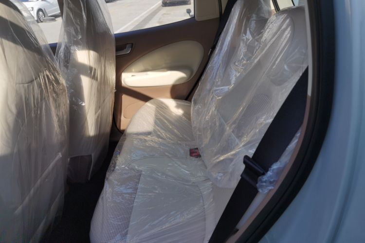 五菱汽车 宏光MINIEV 2025款 四门版 臻享+款中控内饰21