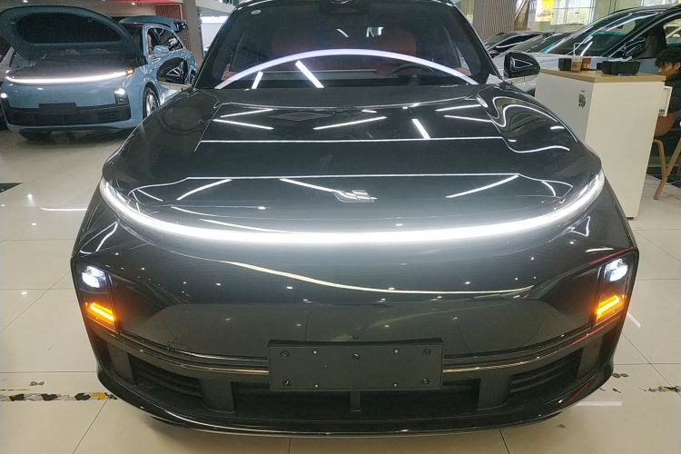 理想汽车 理想L7 2024款 MAX车身外观2