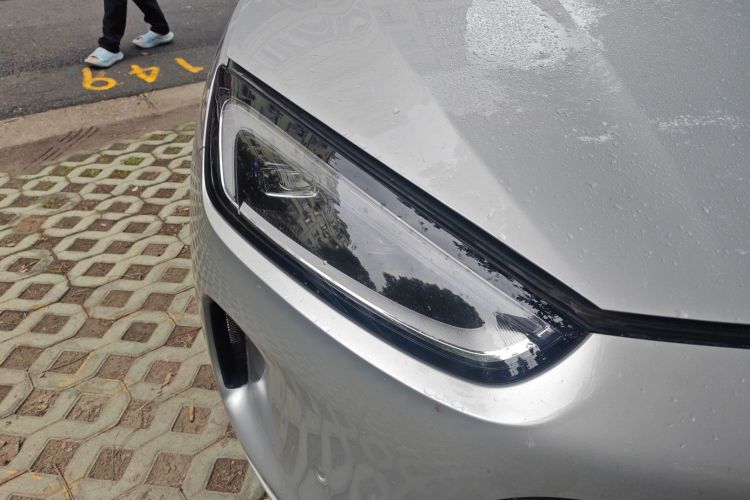 鸿蒙智行 问界M5 2023款 增程四驱智驾版车身外观8