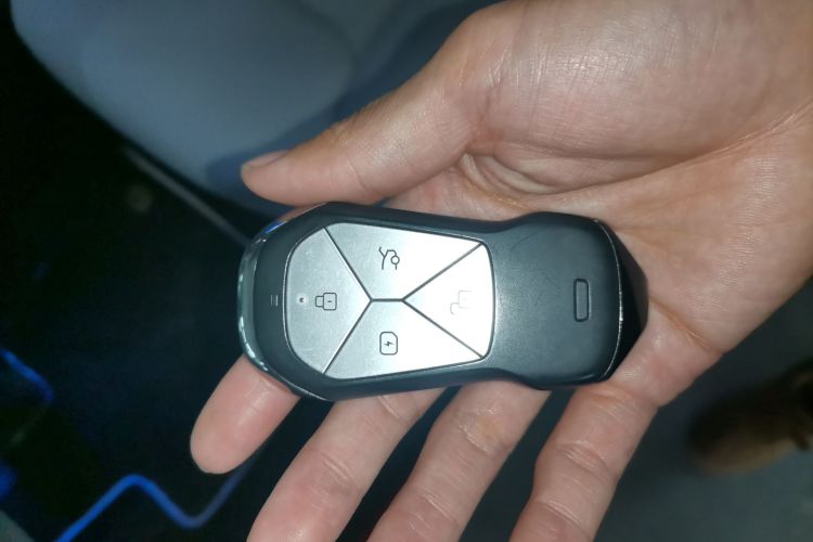 小鹏G6 2023款 580 长续航 Max中控内饰7001