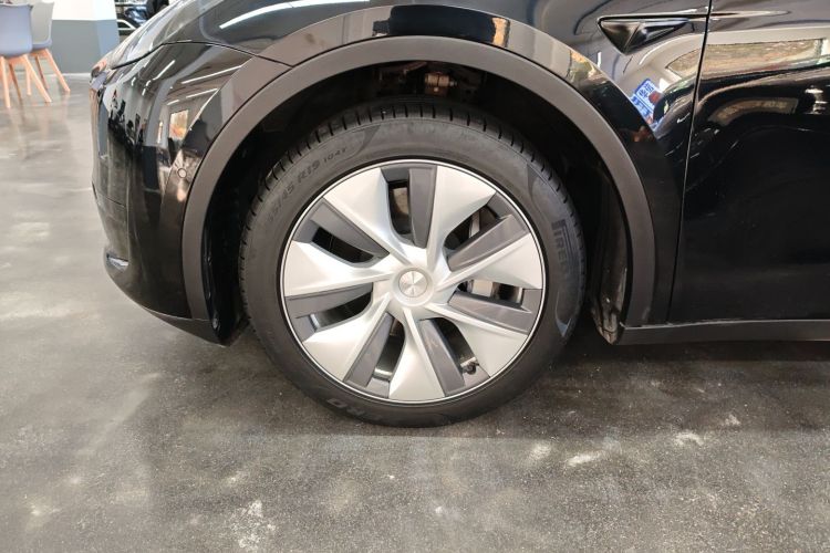 特斯拉 Model Y 2022款 改款 后轮驱动版车身外观6007