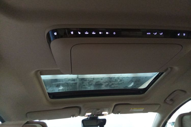 别克GL8新能源 2025款 陆尚 尊享版 7座中控内饰22