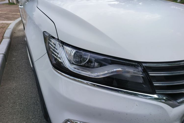 荣威RX5 2016款 20T 两驱自动互联网智享版车身外观8