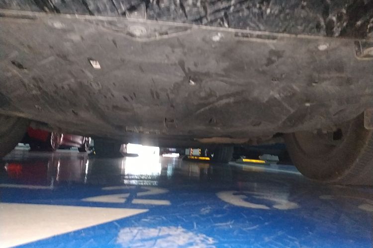 鸿蒙智行 问界M7 2024款 1.5T 后驱Plus版 5座局部细节9008