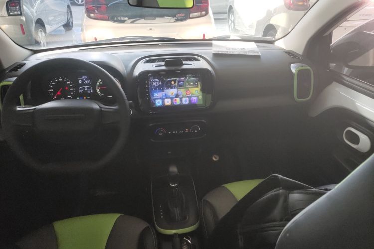 荣威 科莱威CLEVER 2021款 302km新四座超能版中控内饰12