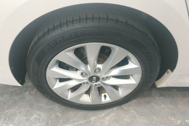 起亚K5 2016款 1.6T 自动LUX车身外观6008