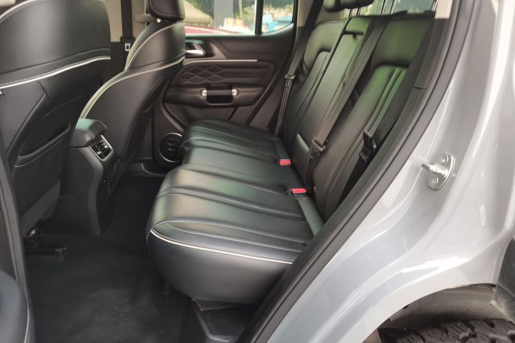 坦克300 2021款 越野版 2.0T 征服者中控内饰7004