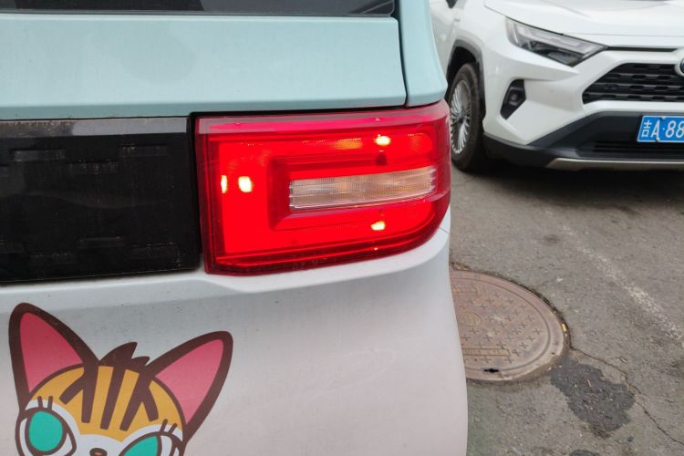 五菱汽车 宏光MINIEV 2022款 轻松款 三元锂车身外观9