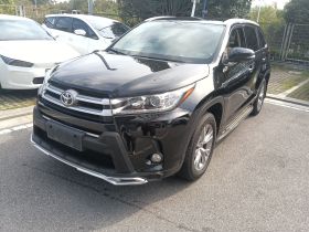 丰田 汉兰达 2018款 2.0T 两驱精英版 7座 国VI