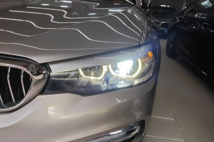 宝马5系 2018款 改款 530Li 领先型 豪华套装局部细节36