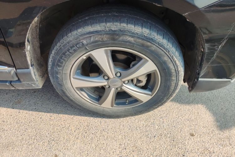 哈弗H6 2017款 蓝标 运动版 1.5T 手动两驱精英型车身外观10