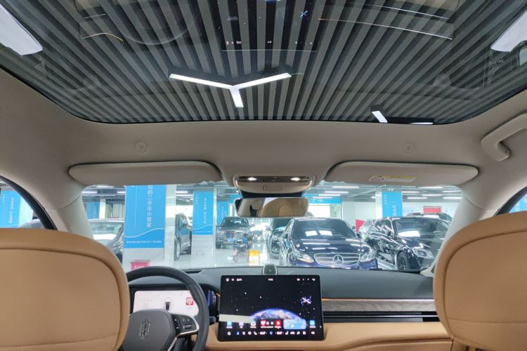 鸿蒙智行 问界M5 2022款 增程后驱标准版局部细节22