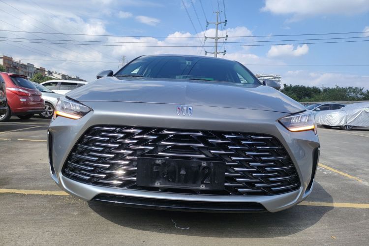 别克 君威 2024款 25T 超享版车身外观6001