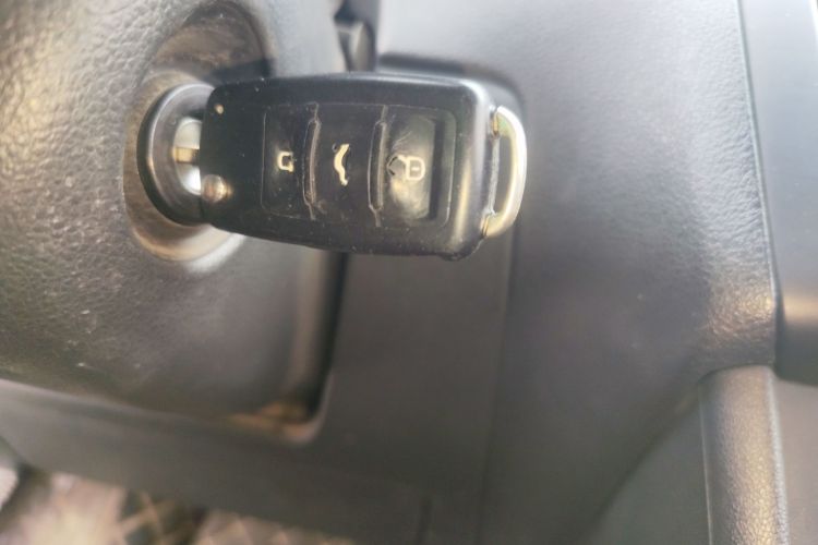 大众 Polo 2013款 1.4L 自动舒适版中控内饰11