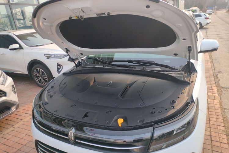 鸿蒙智行 问界M7 2022款 1.5T 四驱旗舰版机舱底盘24