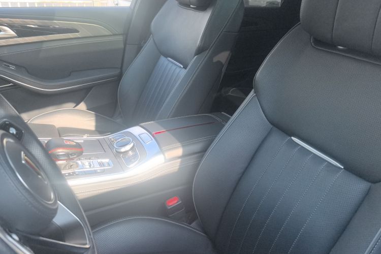 红旗H9 2022款 2.0T 智联旗享版局部细节19