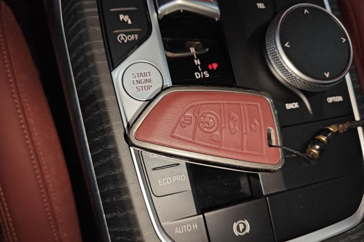 宝马3系 2025款 325Li M运动套装中控内饰11