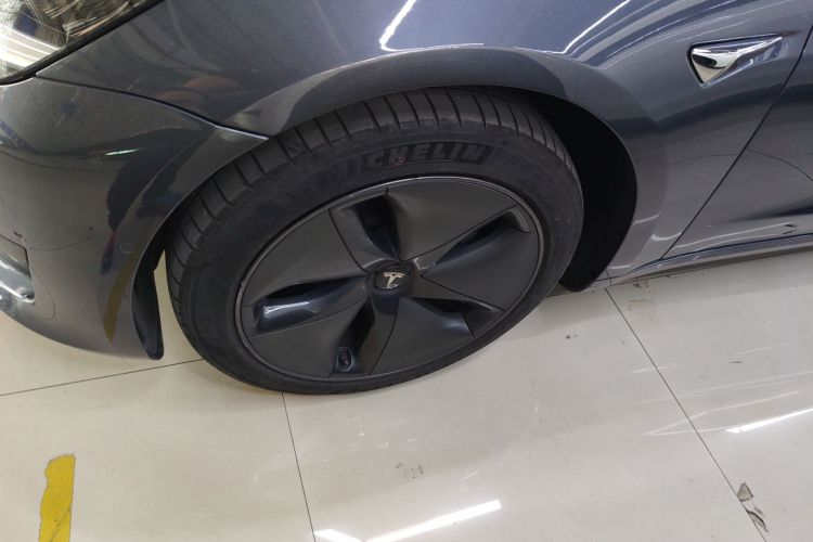特斯拉 Model 3 2020款 改款 标准续航后驱升级版车身外观6007