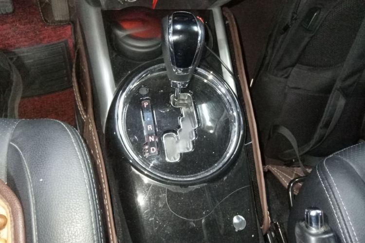 三菱 劲炫ASX 2018款 2.0L CVT两驱尊享版局部细节18