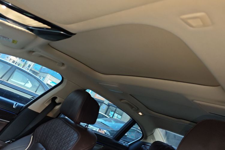 宝马7系 2019款 改款 730Li 豪华套装局部细节22