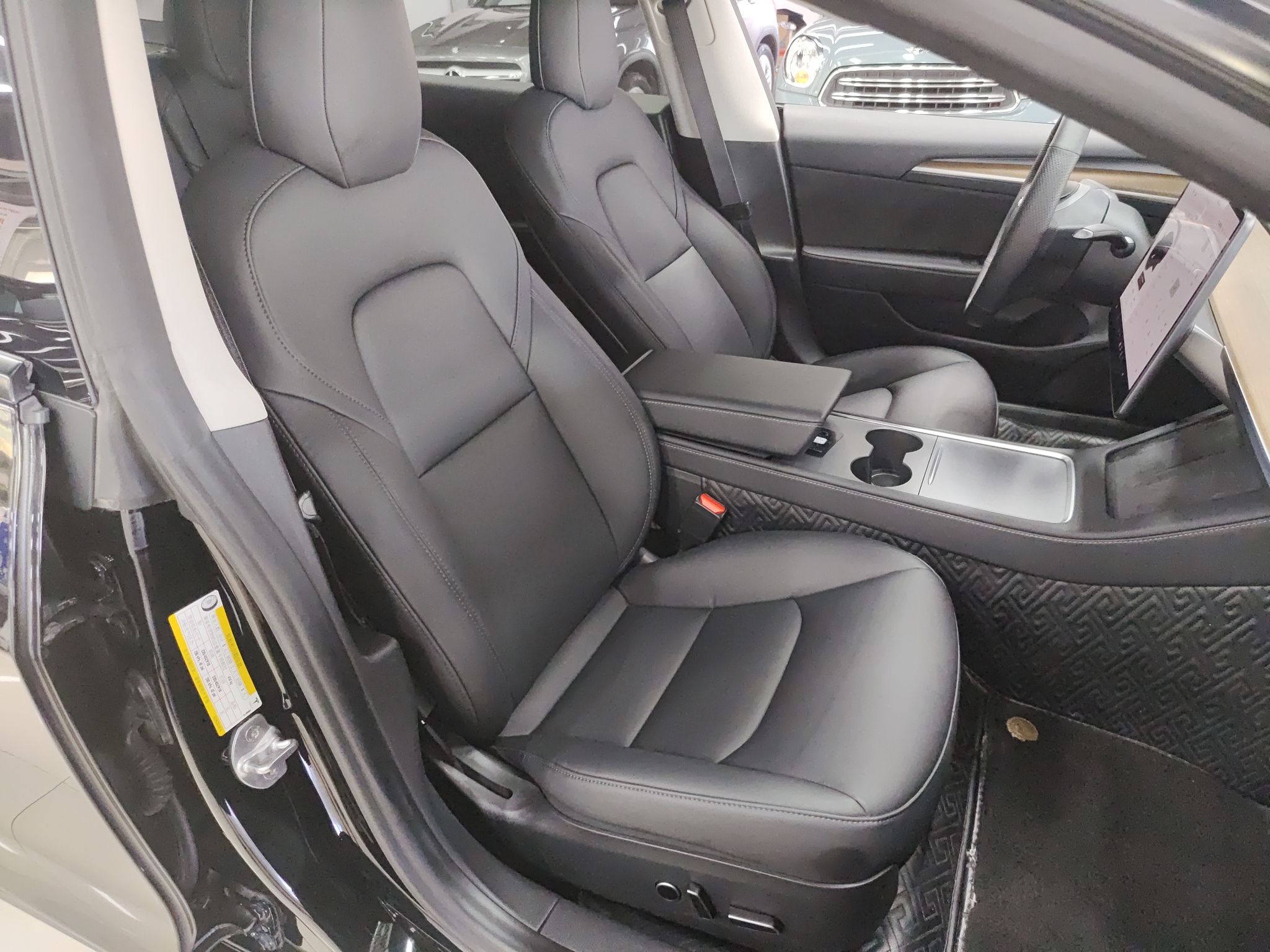 特斯拉 Model 3 2021款 标准续航后驱升级版