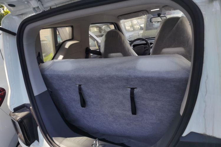 吉利银河 2025款 210km 熊猫骑士机舱底盘23