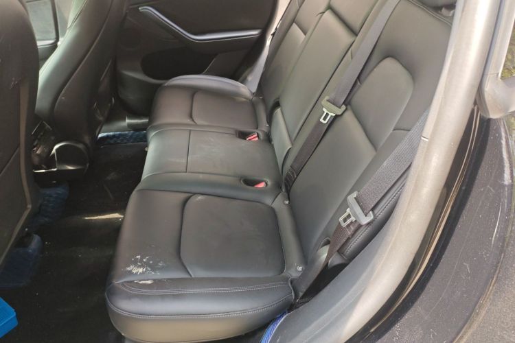 特斯拉 Model Y 2023款 后轮驱动版中控内饰7004