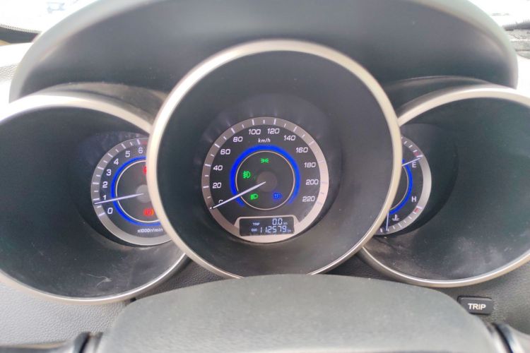 长安 逸动 2015款 1.6L 手动豪华型 国V中控内饰14