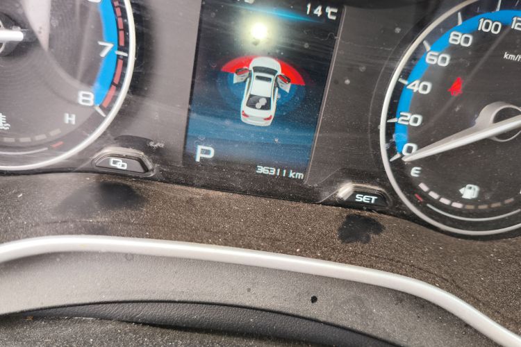 吉利汽车 帝豪 2019款 领军版 1.5L CVT豪华型 国VI中控内饰15