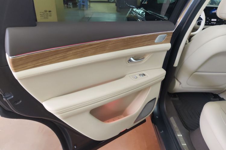 鸿蒙智行 问界M7 2024款 1.5T 后驱Plus版 5座中控内饰7008