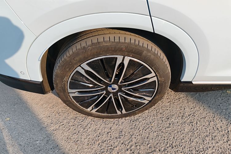 腾势N7 2024款 630 四驱智驾Max版车身外观6008