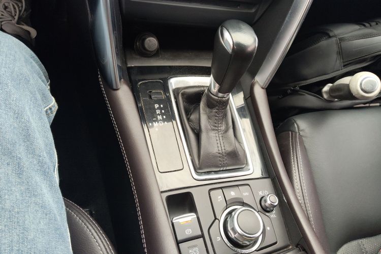 马自达CX-4 2018款 2.0L 自动两驱蓝天品位版局部细节18