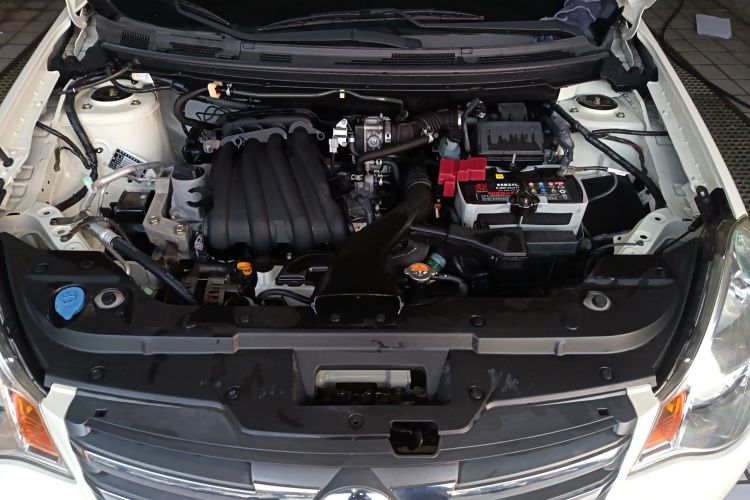 日产 轩逸 2016款 经典 1.6XE 手动领先版机舱底盘24