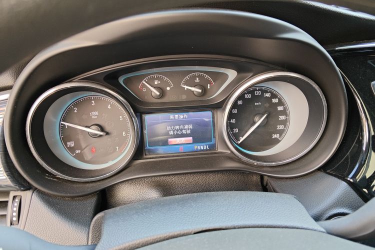 别克 昂科威 2016款 20T 两驱领先型中控内饰14