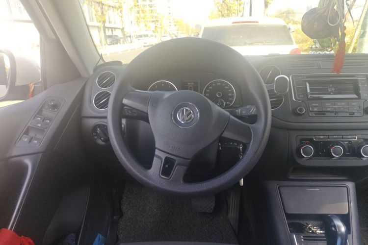 大众 途观 2015款 1.8TSI 自动两驱风尚版局部细节13