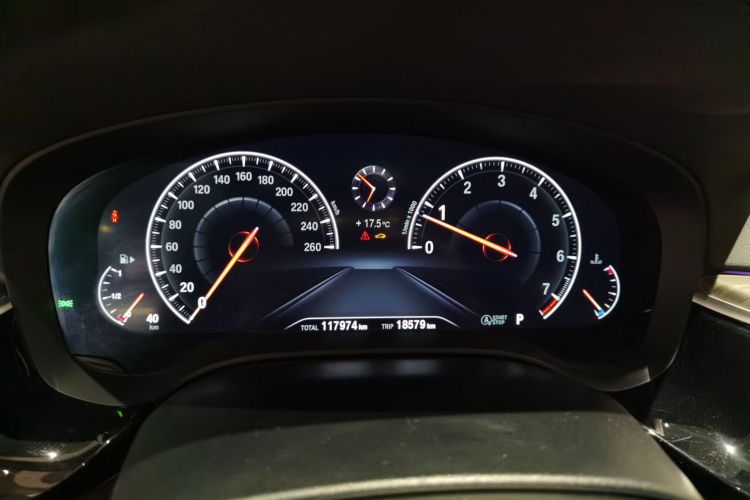 宝马5系 2019款 530Li 领先型 豪华套装中控内饰14