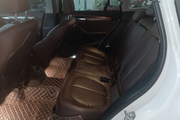 宝马X1 2019款 sDrive18Li 尊享型中控内饰7004